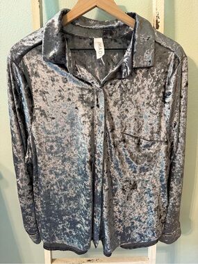 Anthropologie Amadi Top Haut Gray Crushed Velvet Button Up Shirt Size 1X Women